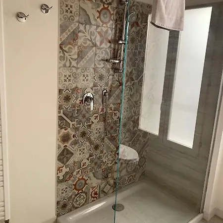 Green Rooms Ferrara בית הארחה 4*