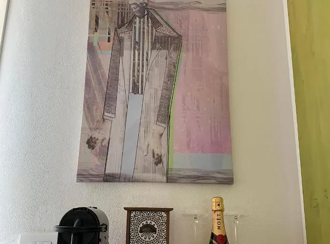 Πανσιόν Green Rooms Ferrara