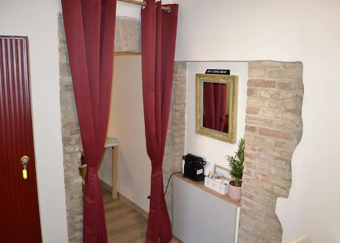 Green Rooms Ferrara Πανσιόν