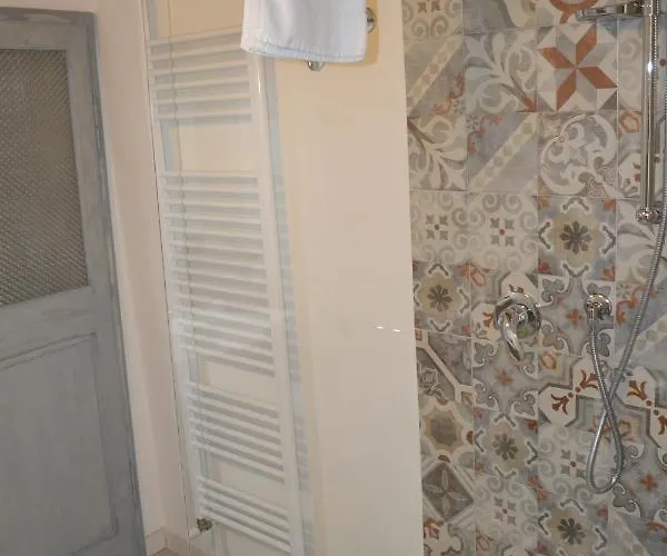 Green Rooms Ferrara Πανσιόν 4*