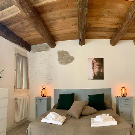 Green Rooms Ferrara بيت ضيافة 4*