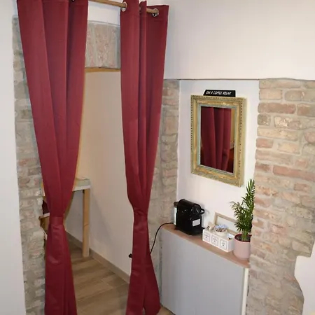 Green Rooms Ferrara Guest house