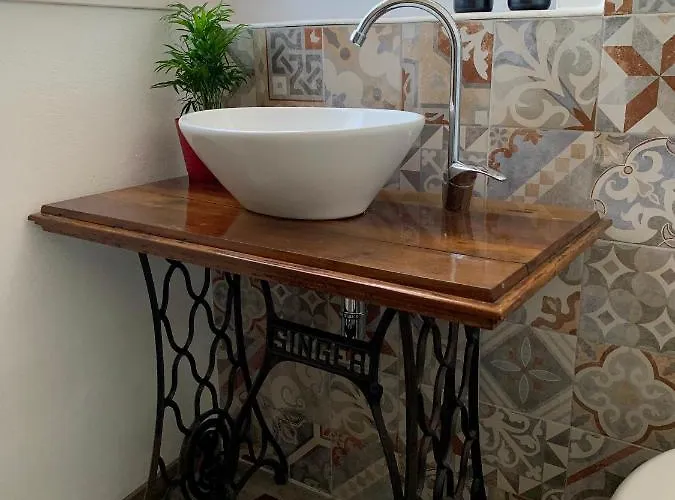 Green Rooms Ferrara 4* Ferrara